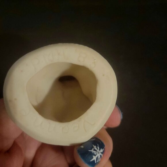 Vintage "Sleepy Girl with Doll" Figurine Signed and Dated - Picture 6 of 8